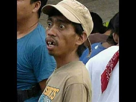 Makagago kinuyog .